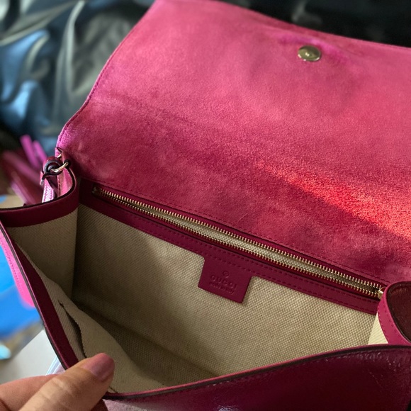 Gucci clutch - Picture 10 of 16